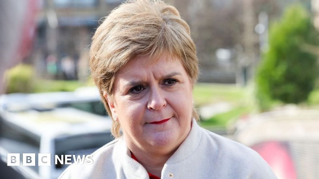 Court ruling could make trans life 'unliveable' - Sturgeon - BBC News