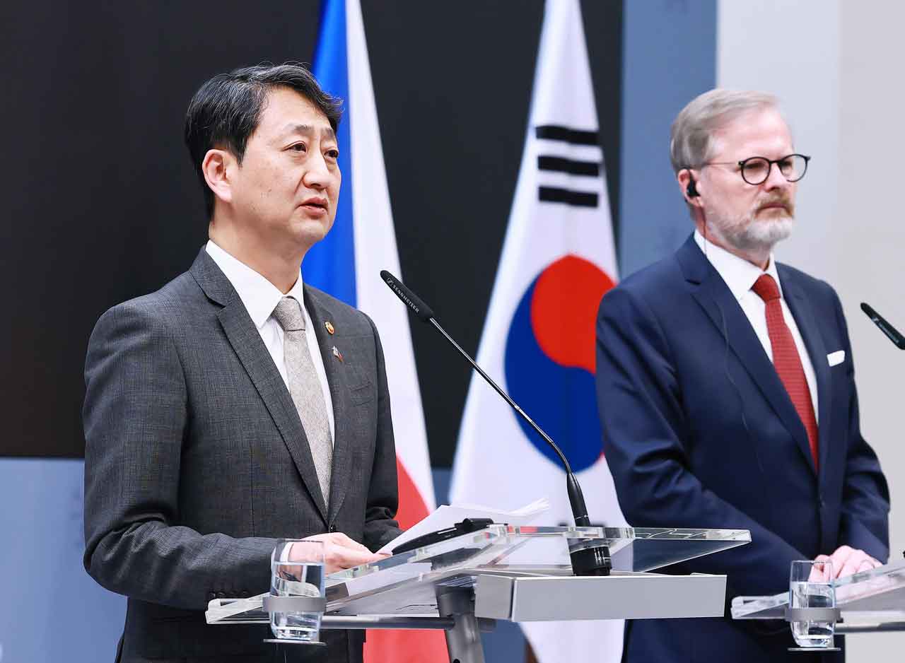 South Korea-Czech nuclear deal advances despite court injunction