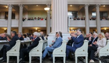 Abtreibung: Ärztetag fordert Streichung des Abtreibungsparagrafen Paragraf § 218a StGB