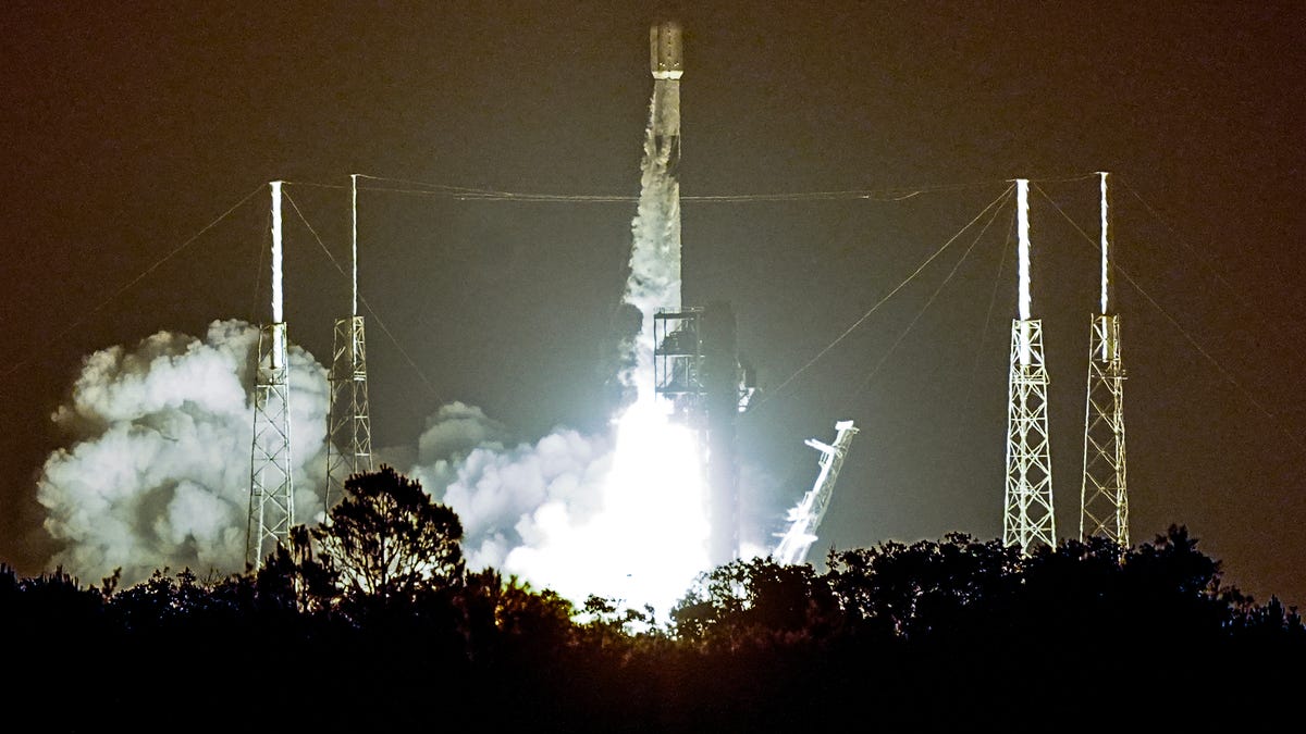 SpaceX's next Florida Starlink launch may occur May 10 in early morning