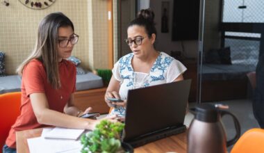 How many adults still get money from their parents in 2025