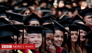 Por qué el gobierno de Trump quiere revocar "agresivamente" las visas de los estudiantes chinos (y cómo reaccionó el gobierno de Pekín)