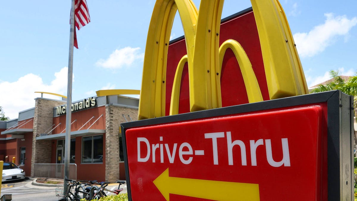 Utah: à 7 ans, il conduit sa petite soeur au McDo
