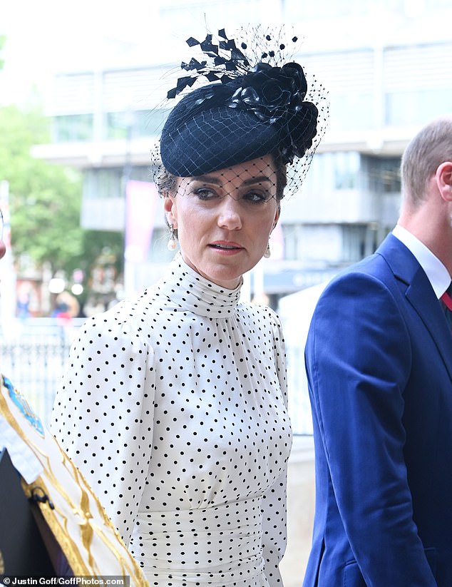 The 43-year-old opted for a glowing makeup look for the occasion, complete with a touch of pink lipstick