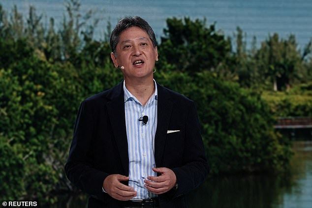 Subaru's CEO, Atsushi Osaki, has said the company is committed to selling its well-loved all-wheel-drive vehicles in the US