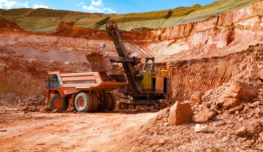 Rio Tinto to expand bauxite output at Australian mine