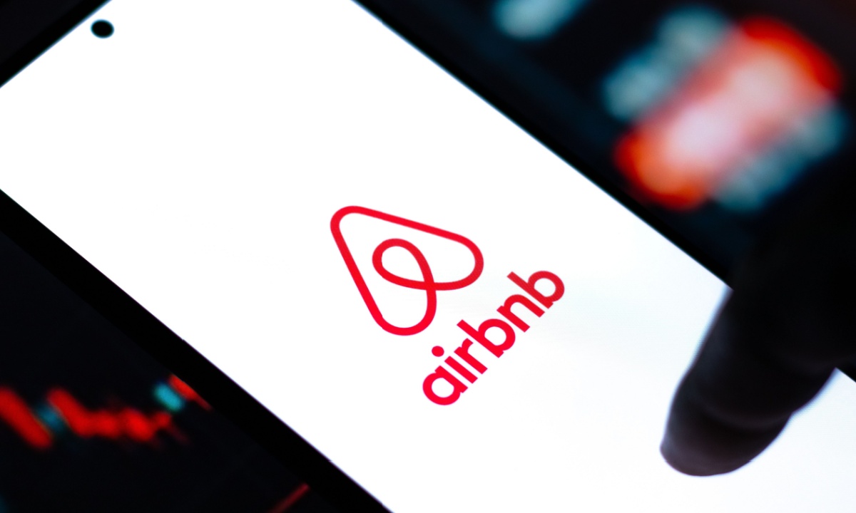 50% of Users Turn to AI Bot for Customer Service