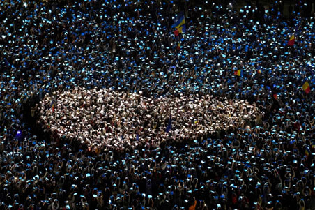 A Warning Shot for Democracy in the Digital Age — Global Issues