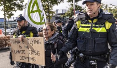 Politiebeleid rond huisbezoek aangepast, Extinction Rebellion trekt geding in