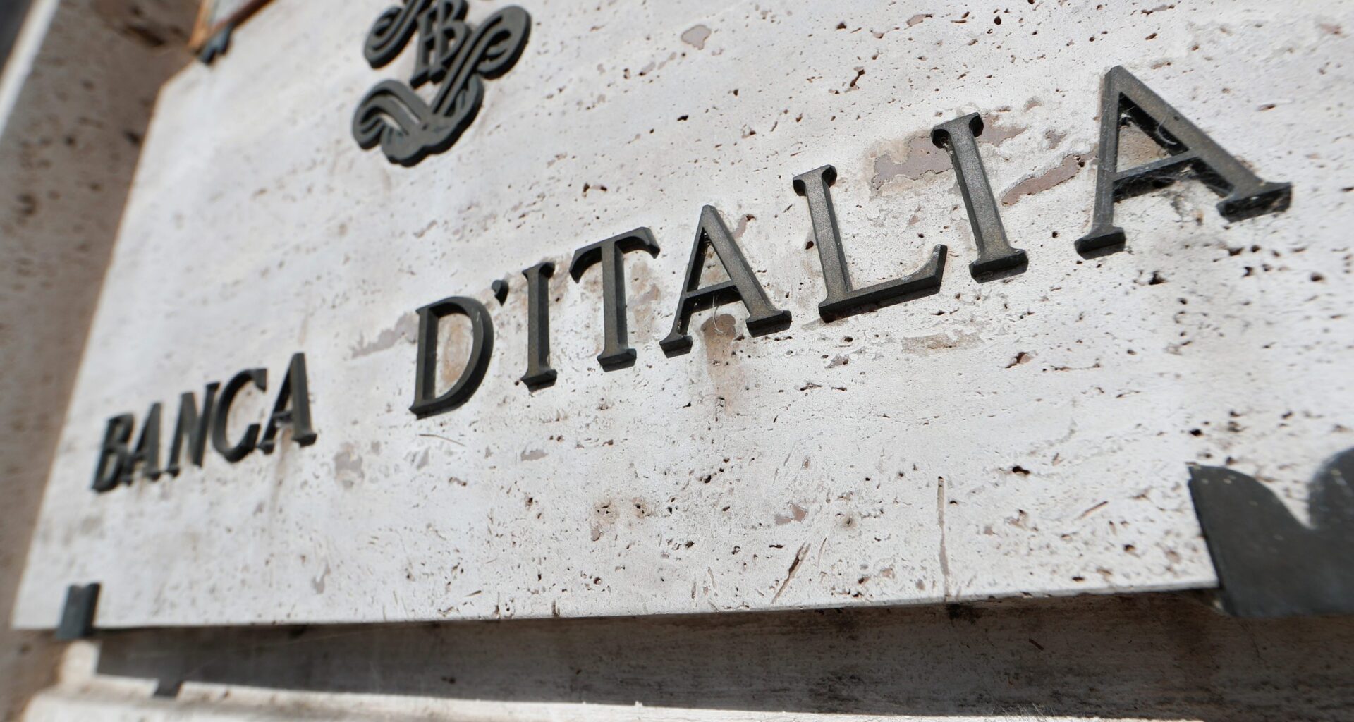 NEWS: Bank of Italy warns US crypto push a threat to financial system