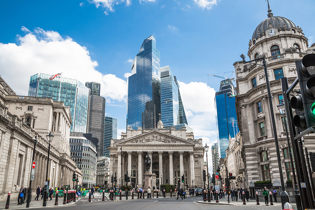 Bank_of_England_shutterstock_2463958059.jpg