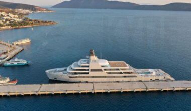 cover Elusive Abramovich sparks MP outrage