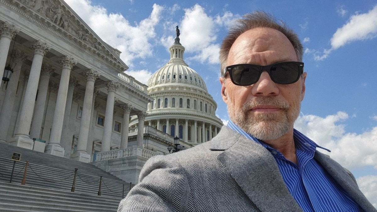 Ex-CIA chief: Biden gave Ukraine enough weapons to bleed, not to win