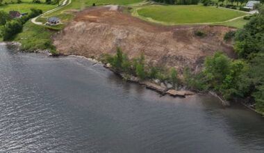 Kommuner kritiserer gevinst ved naturhærværk: - De griner bare hele vejen til banken [Flere kommuner mener, at straffen for at begå naturhærværk er for lav sammenlignet med den profit, enkeltstående personer kan få ud af at bryde loven]