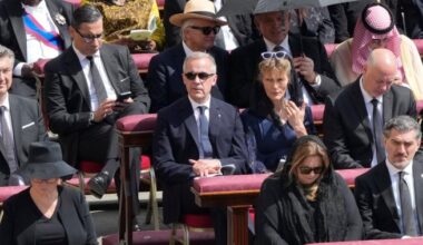 Mark Carney meets Pope Leo XIV after inaugural mass at the Vatican - National