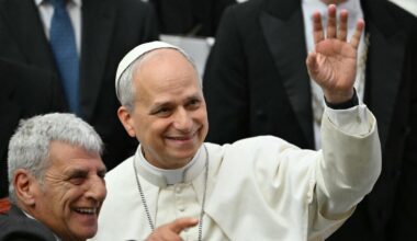 Pope Leo Offers Mediation Between Zelenskyy and Putin