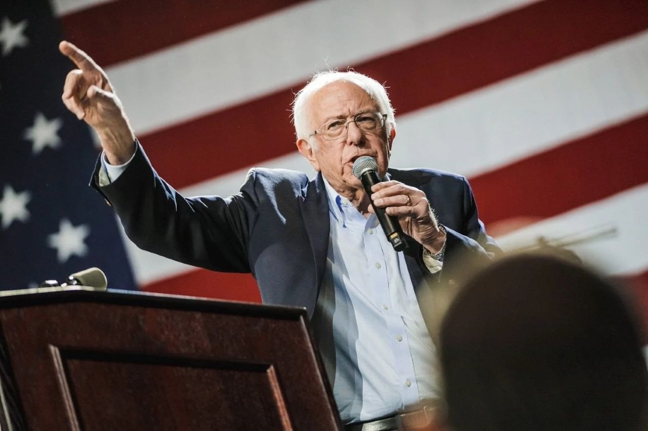 Bernie Sanders sends warning message to the UK