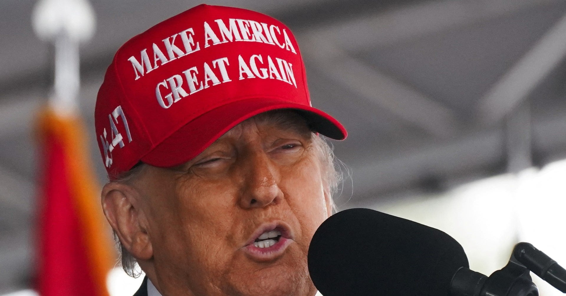 Reuters: Trump says he is not happy with Putin for bombing Ukraine