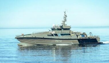 Estonian Navy Intercepts Sanctioned Tanker Amid Brief Russian Airspace Violation