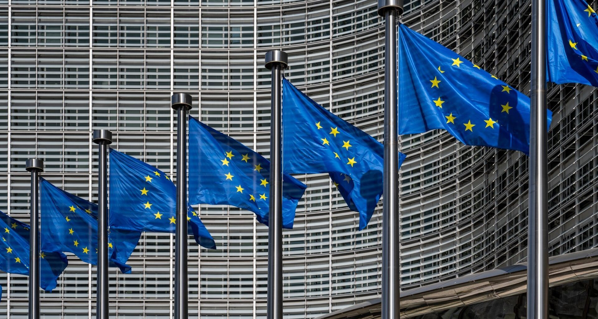 Sentiment shifts keep markets on edge, DAX at key level