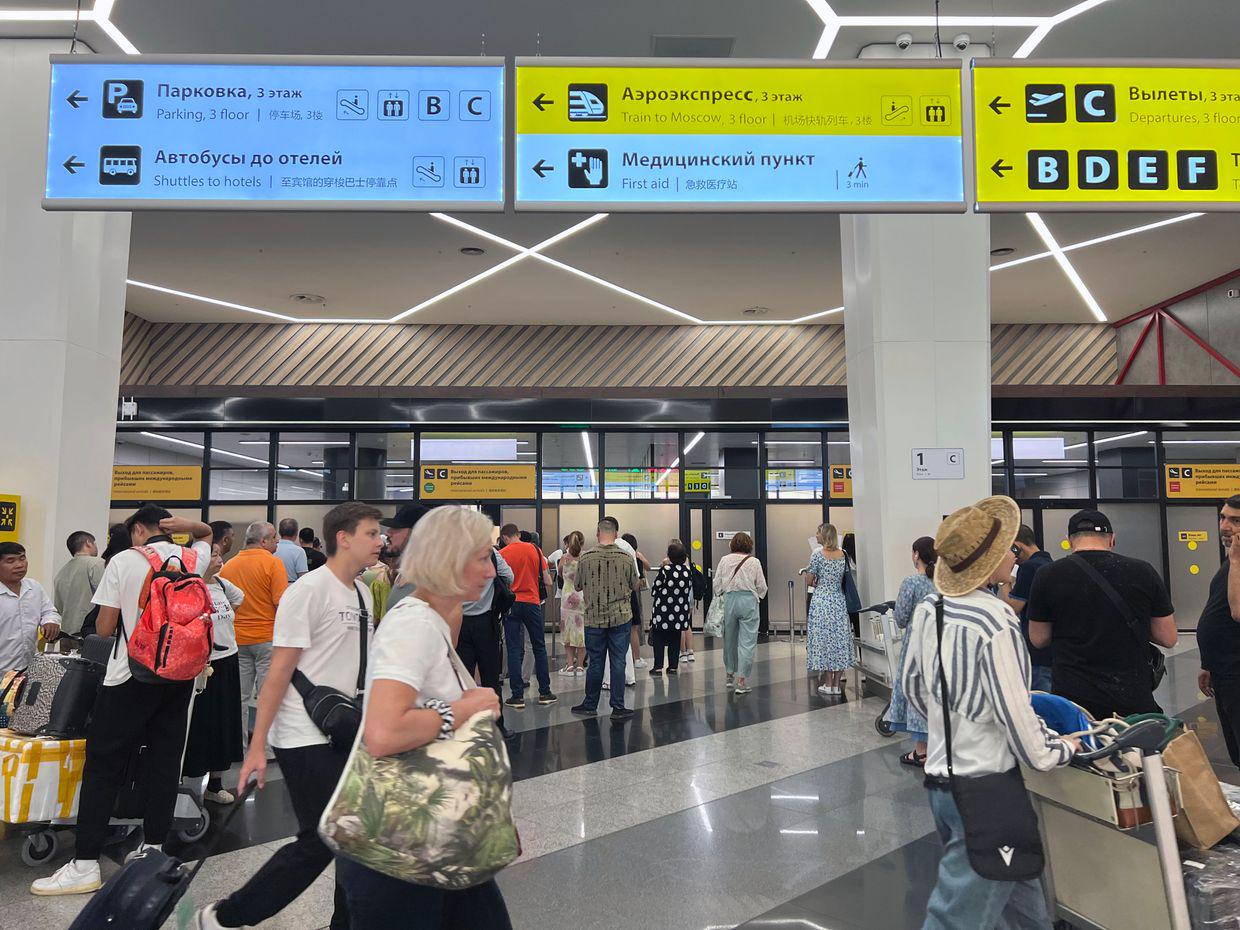 Wave of drones target Moscow again, prompting further airport closures