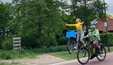 Veilig Verkeer Nederland baalt van 'levensgevaarlijk' fietskunstwerk