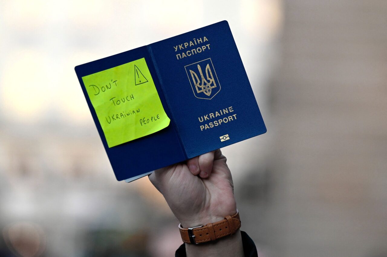 Russian Airstrikes and the Crime of Persecution in Ukraine