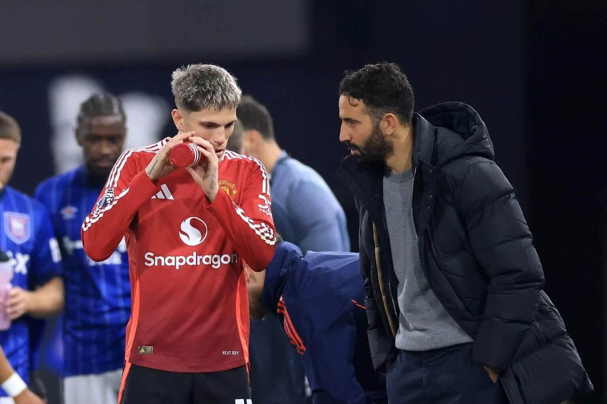 Ruben Amorim informs Manchester United squad he’s staying, tells Alejandro Garnacho to find new club