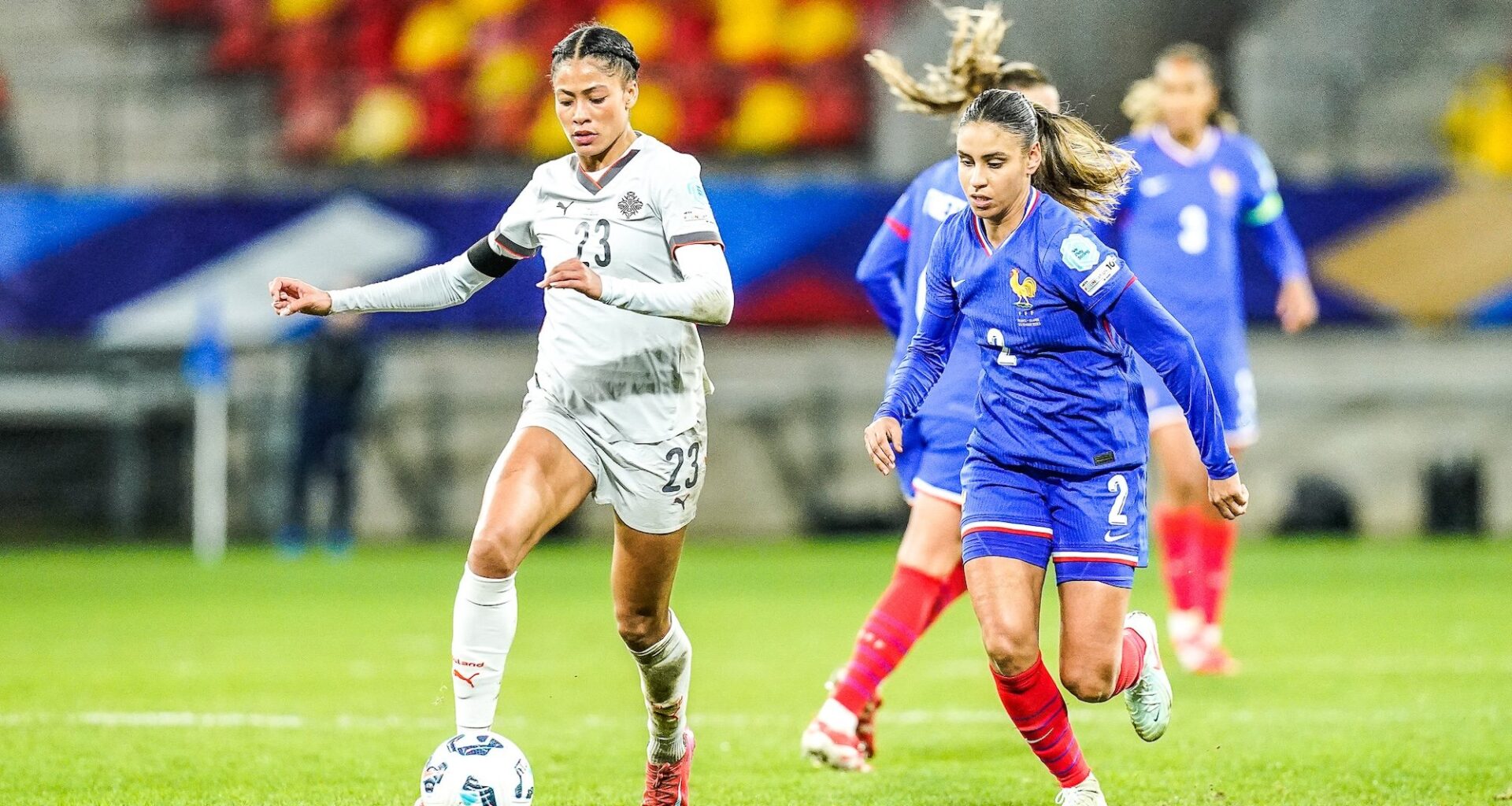 Angel City Signs Icelandic International Sveindís Jónsdóttir