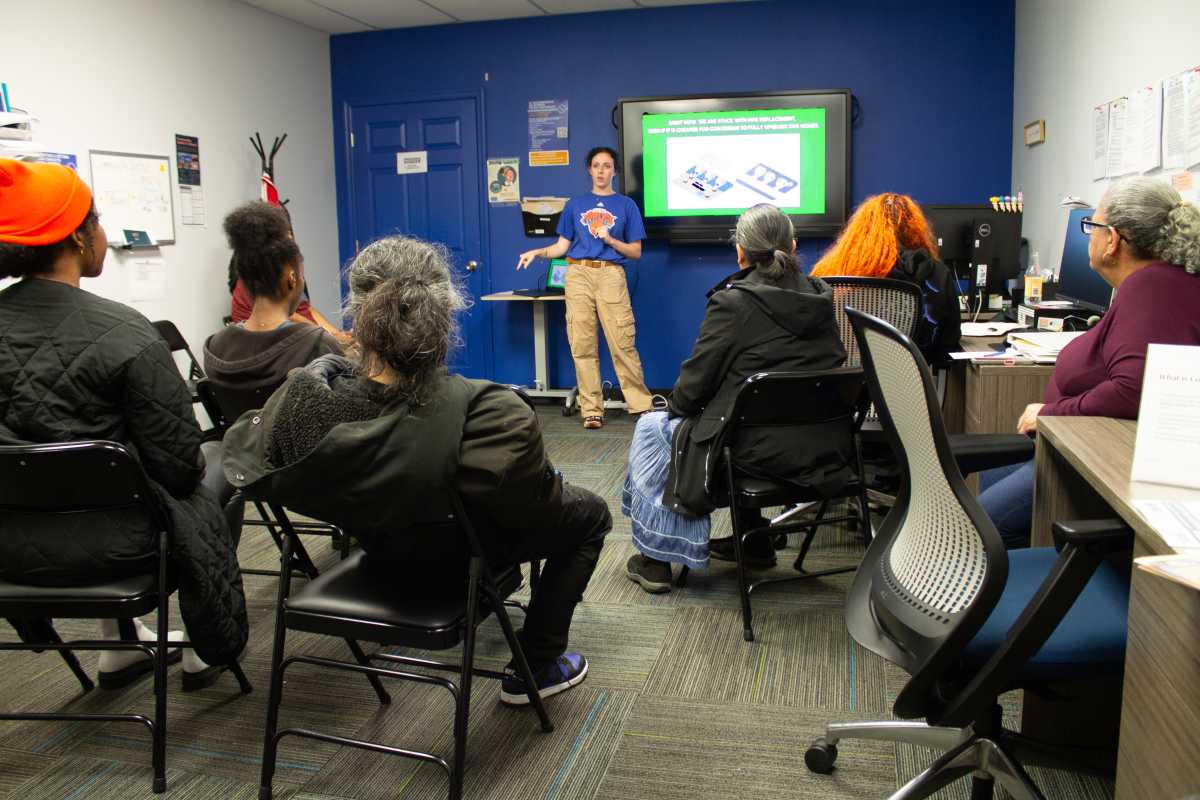 Community Justice Connect hosts workshop on energy bills – Bronx Times