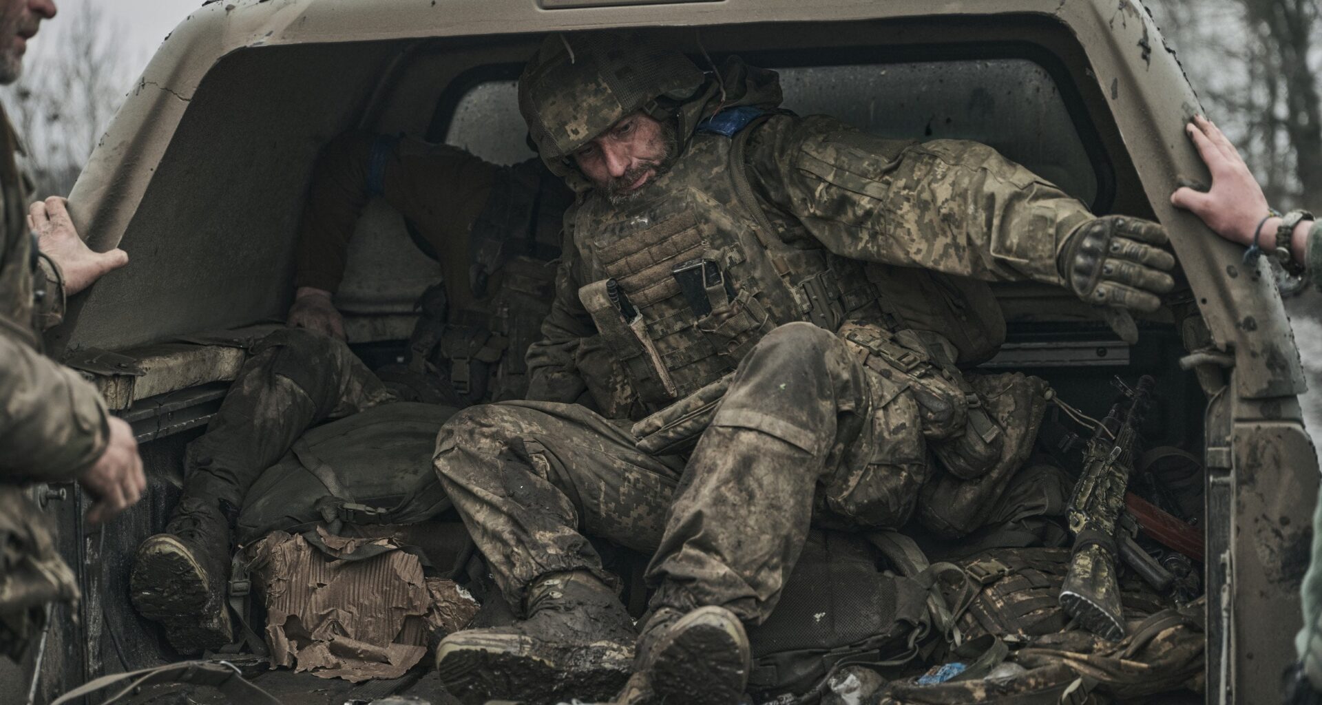 Ukraine sounds warning over Russian troops massing at front line