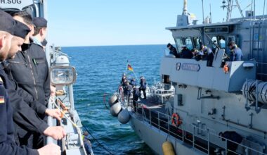 Nato-Marine auf der Ostsee: Mit Maschinengewehren die „Killertomate“ erschießen – und aus vielen Schiffen eine Flotte machen