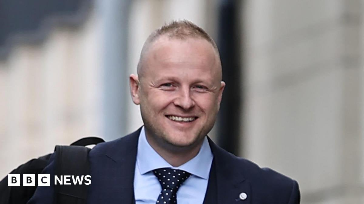 Jamie Bryson allegedly sent messages to Sinn Féin, court hears
