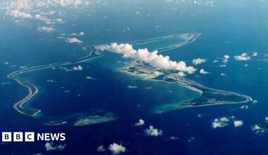 UK's deal to hand over Chagos Islands to Mauritius can go ahead, court rules