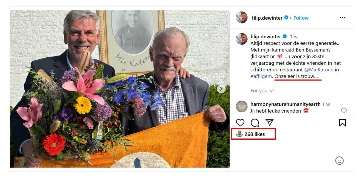 “Onze eer is trouw”: Filip Dewinter (VB) citeert SS-spreuk en poseert met collaboratievlag