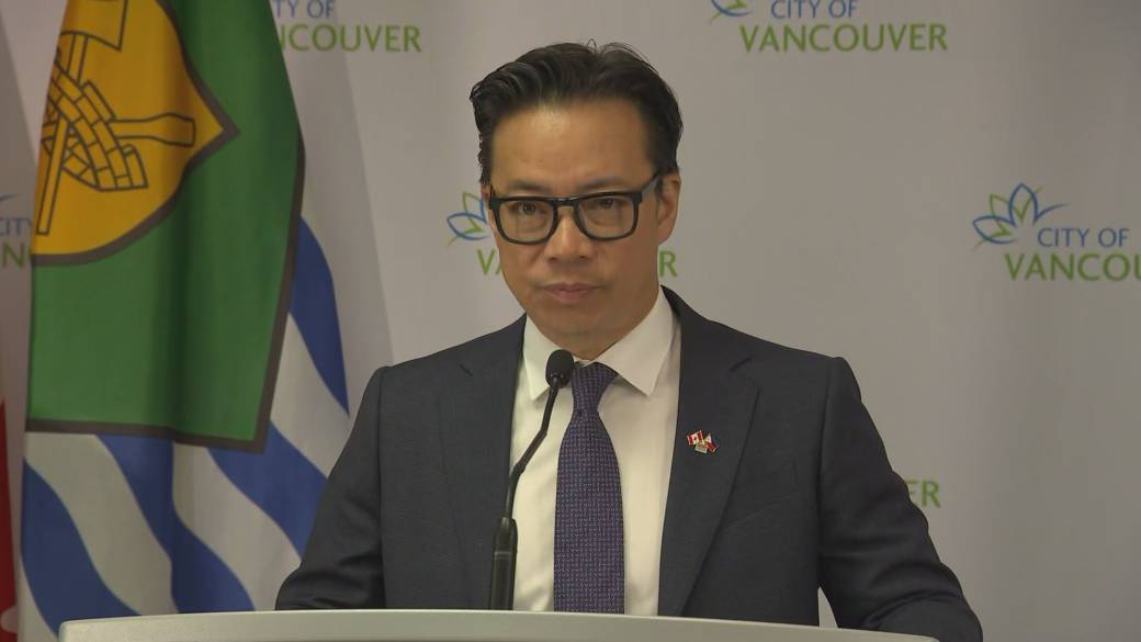 Click to play video: 'Vancouver Mayor Ken Sim calling for stronger mental health support'