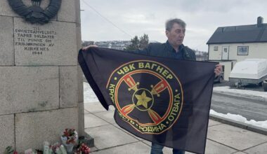 In front of Kirkenes war memorial, Sergei  recorded video greetings to Russian soldiers in Ukraine