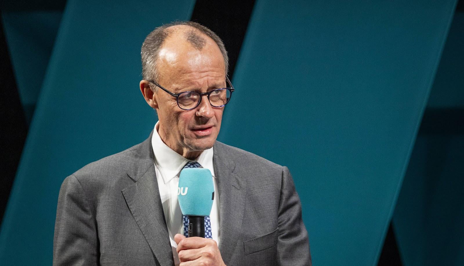 Merz kritisiert neuen Papst: "Erst beim vierten Wahlgang? Was für ein Loser!"
