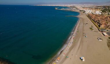 Playas azules de España 2025: liderazgo mundial en este distintivo con 642 banderas