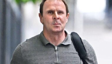 Prosecution service refuses to say why loyalist wasn't charged under terror laws after being caught with firearms