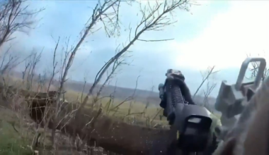 Memberes of the Ukrainian International Legion came under attack by a russian FPV drone. Fortunately the drone missed them. [Published 10.05.2025]
