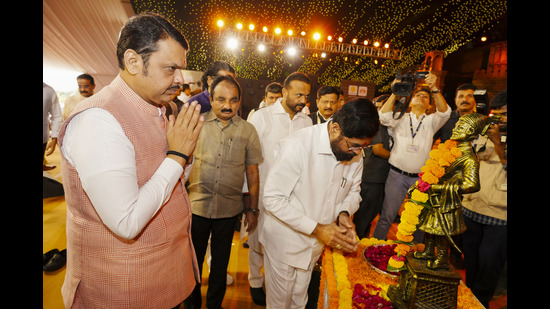 Maharashtra Chief Minister Devendra Fadnavis and Deputy Chief Minister Eknath Shinde during the 'Mahaparyatan Utsav', at Mahabaleshwar in Satara district, Maharashtra. (@CMOMaharashtra)