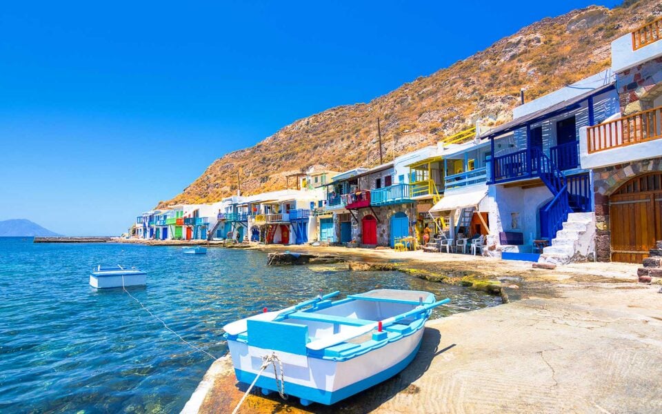 Record number of Turkish tourists expected in Greece in 2025