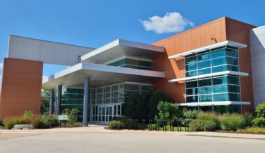 Consultants could help Naperville plan new indoor rec space