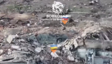 NSFW: Ukrainian soldiers of the 34th Battalion of the 57th Motorized Brigade repelled a Russian infantry assault in the ruins of Vovchansk. Close combat. May 2025