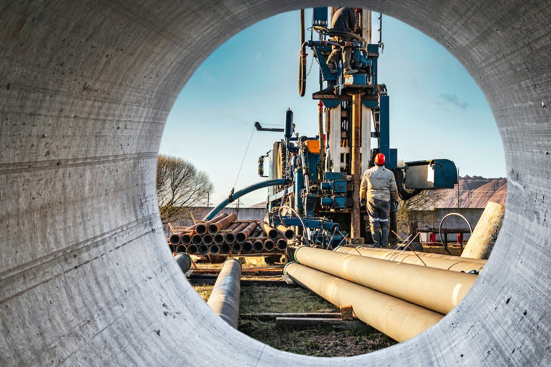 WhiteHawk Acquires PHX Minerals for $187M to Expand Haynesville and SCOOP/STACK Holdings