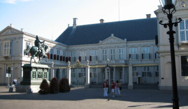 The Dutch royal family throws open palace doors and there's a special treat for visitors