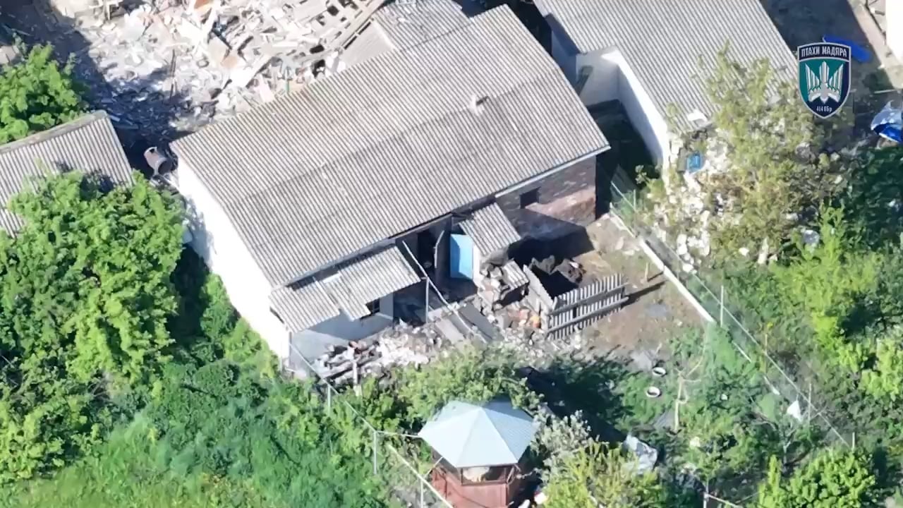 Drone footage of a Ukrainian FPV quad of the 414th Strike UAV Brigade hitting an outhouse while a Russian soldier was using it (narrated by Robert Brovdi).
