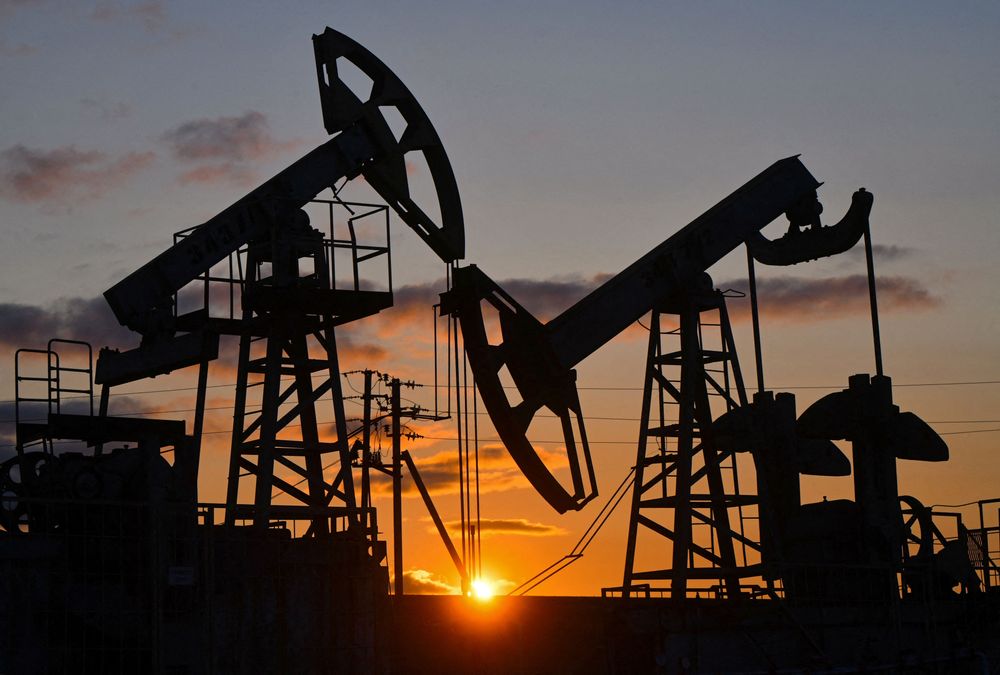 US sanctions over 20 companies for facilitating Iranian oil shipments to China