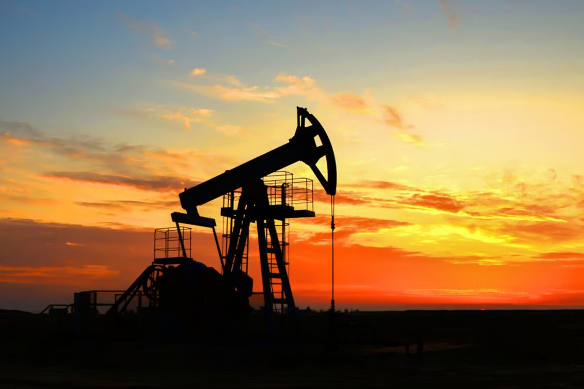 Crude oil prices rise above $63.85 amid supply risks from Venezuela, OPEC+ expectations